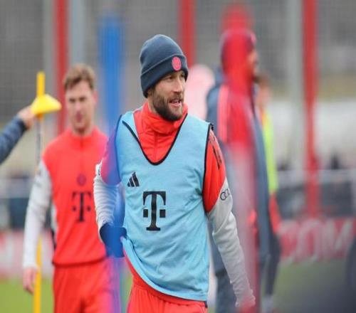 阿德利,希克,专注自身胜,万博manbetx体育平台,万博体育官网,万博体育app下载,ManBetX,SPORTS